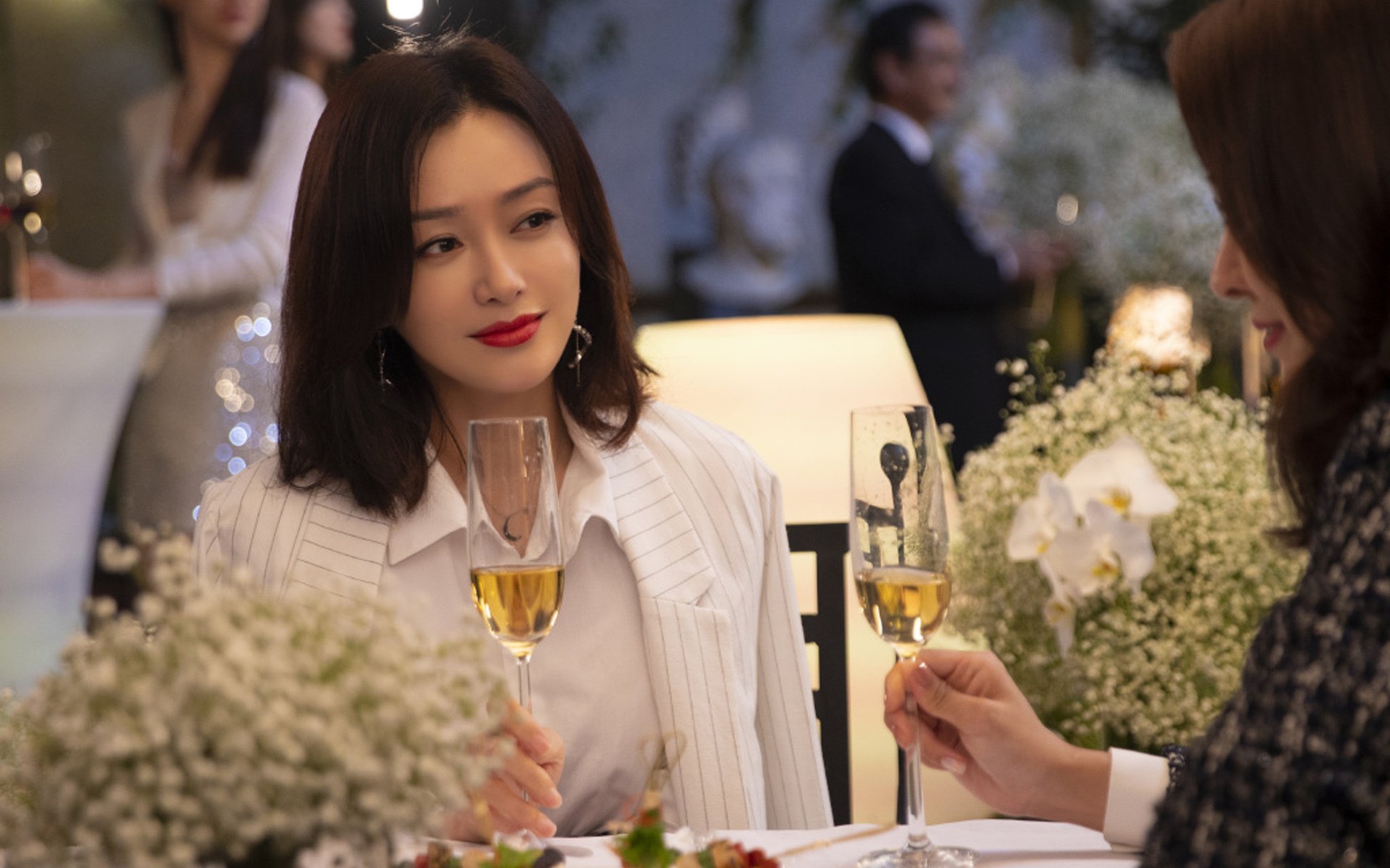 归来巨星：退役球员重新登场的精彩瞬间，退役球员复出