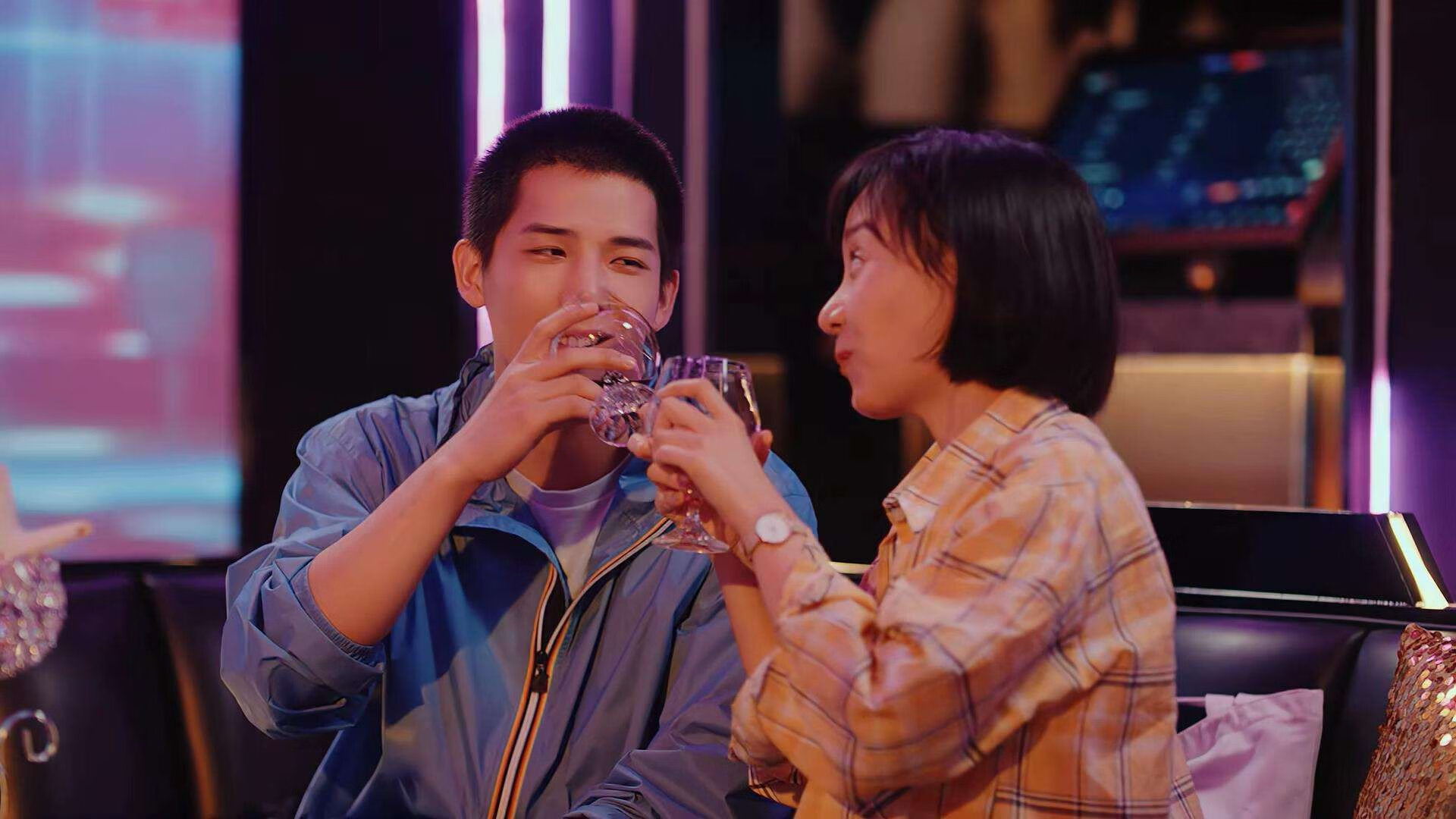 世界杯激战正酣:精彩瞬间不断刷新纪录!,世界杯锦集