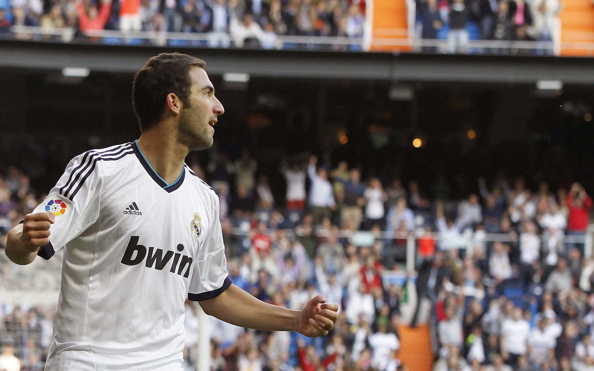 足球联赛球队实力分析